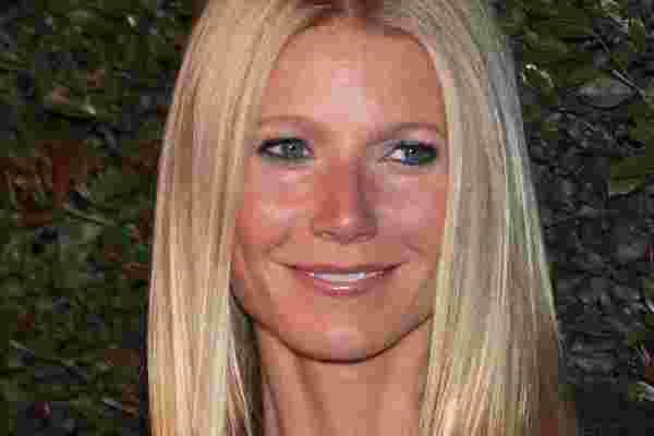 随着批评和比较的比比皆是，格温妮丝·帕特洛 (Gwyneth Paltrow) 的 “傻瓜” 笑到了最后。